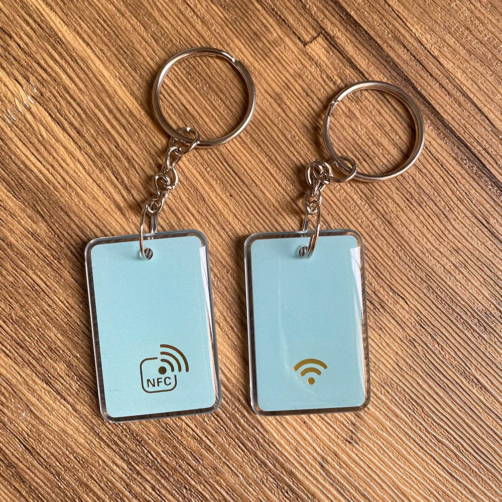 Epoxy NFC NFC213 Key Tag ISO14443A Proximity 13.56MHz RFID Smart Cards Keychain for Sharing Social Media Contact Information